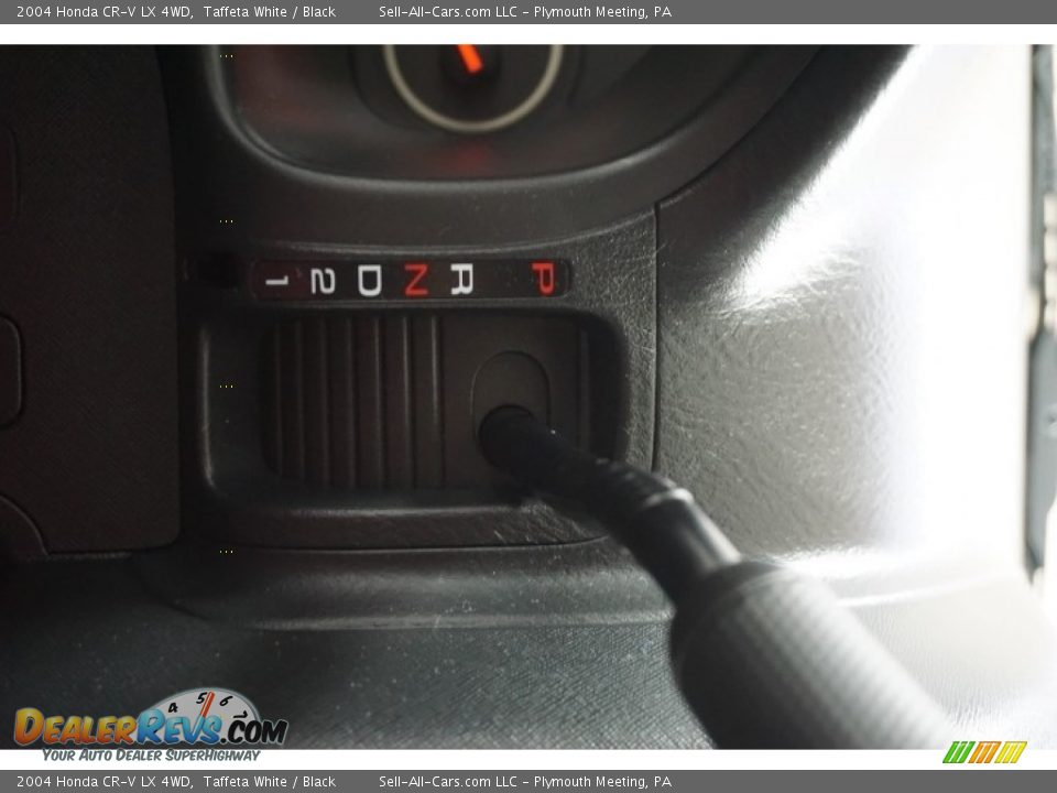 2004 Honda CR-V LX 4WD Taffeta White / Black Photo #36