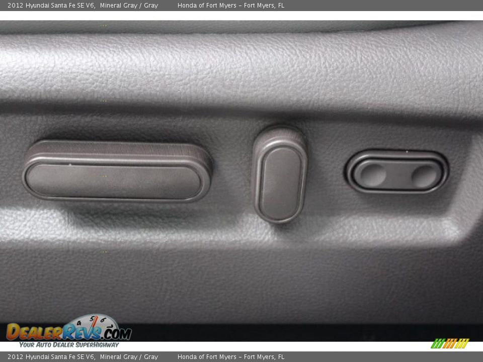 2012 Hyundai Santa Fe SE V6 Mineral Gray / Gray Photo #10