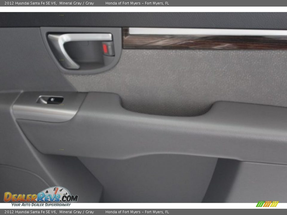 2012 Hyundai Santa Fe SE V6 Mineral Gray / Gray Photo #25