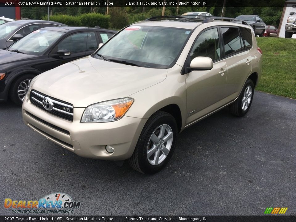 Front 3/4 View of 2007 Toyota RAV4 Limited 4WD Photo #1