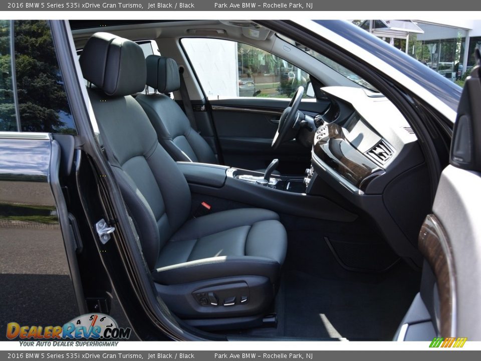 2016 BMW 5 Series 535i xDrive Gran Turismo Jet Black / Black Photo #28