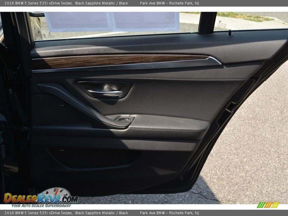 2016 BMW 5 Series 535i xDrive Sedan Black Sapphire Metallic / Black Photo #24