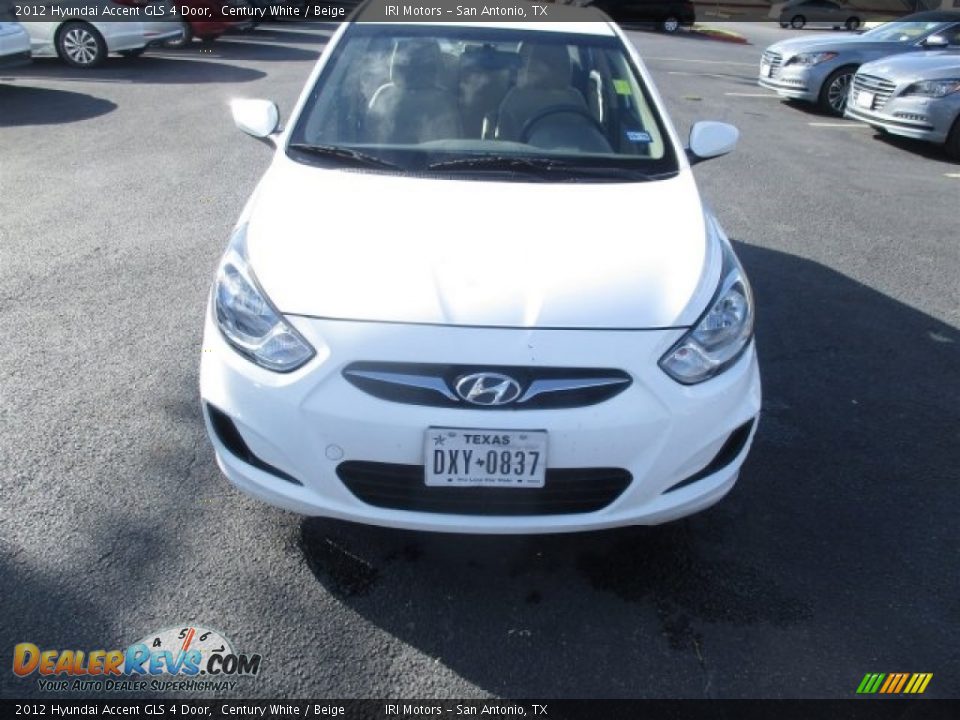 2012 Hyundai Accent GLS 4 Door Century White / Beige Photo #9