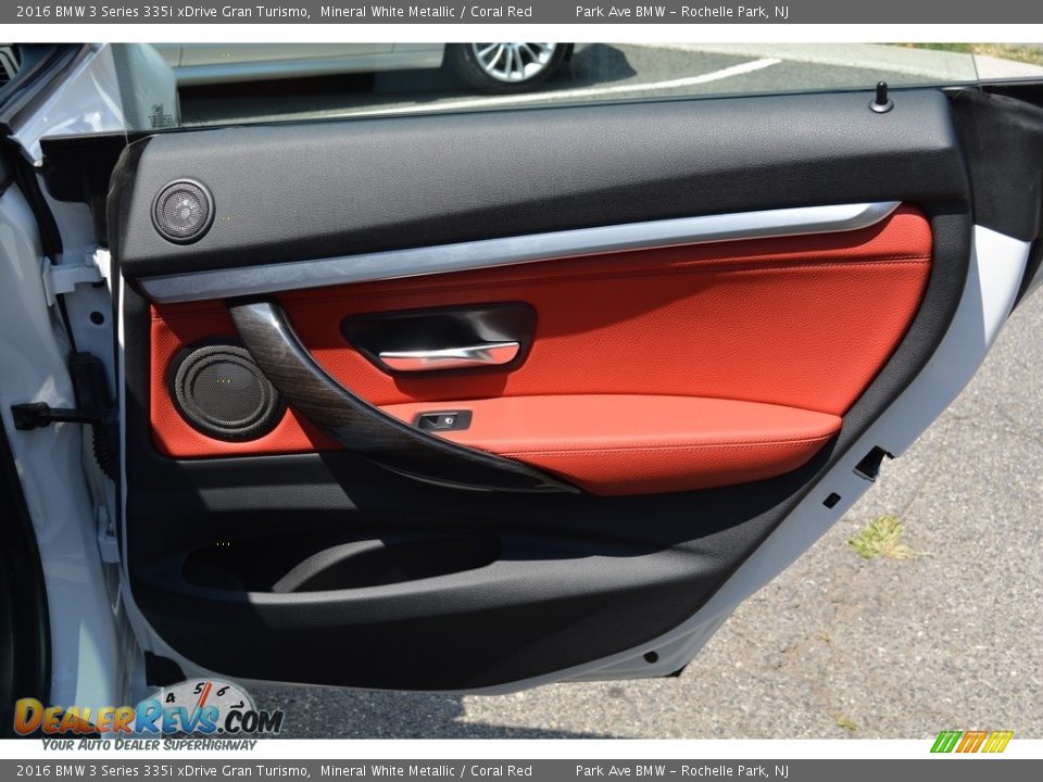 2016 BMW 3 Series 335i xDrive Gran Turismo Mineral White Metallic / Coral Red Photo #25