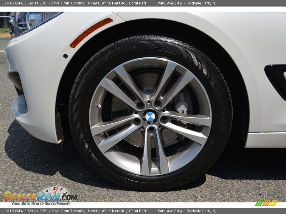 2016 BMW 3 Series 335i xDrive Gran Turismo Mineral White Metallic / Coral Red Photo #33