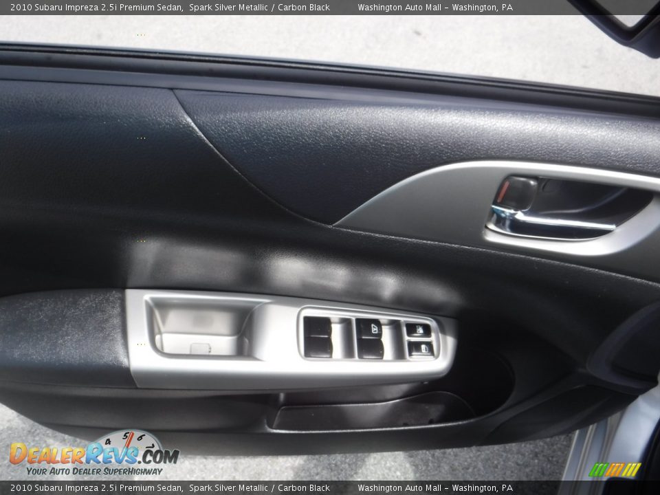 2010 Subaru Impreza 2.5i Premium Sedan Spark Silver Metallic / Carbon Black Photo #12