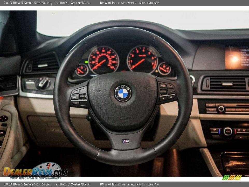 2013 BMW 5 Series 528i Sedan Jet Black / Oyster/Black Photo #16