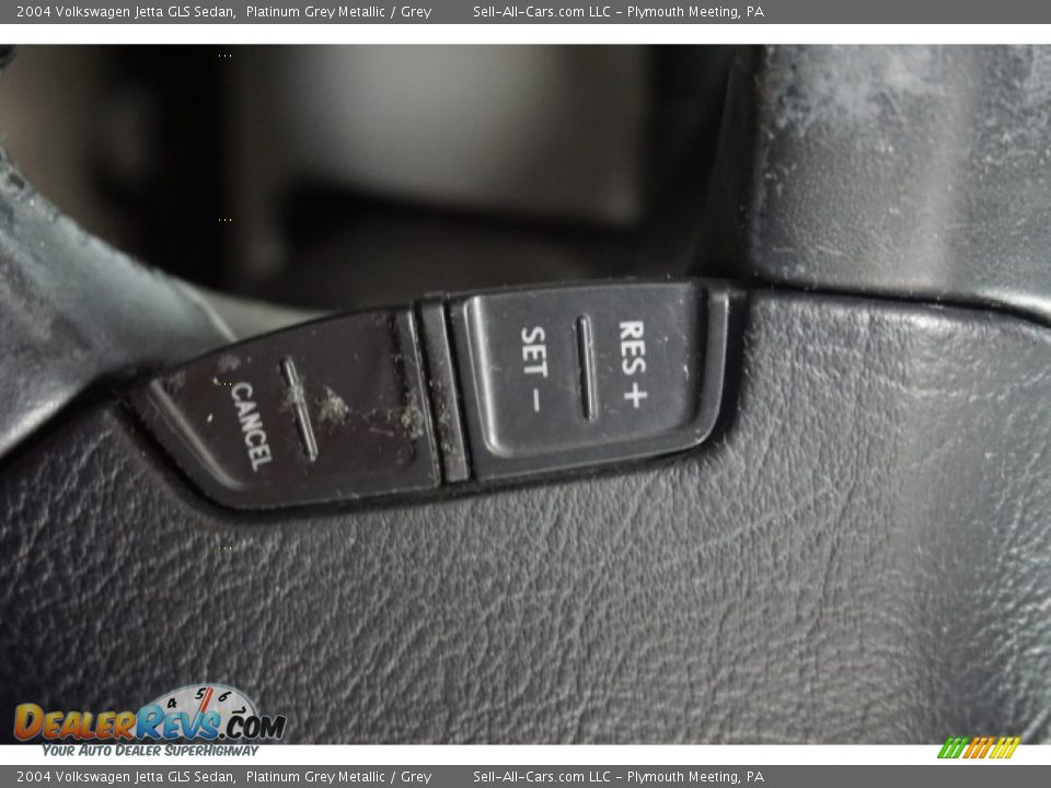 2004 Volkswagen Jetta GLS Sedan Platinum Grey Metallic / Grey Photo #29