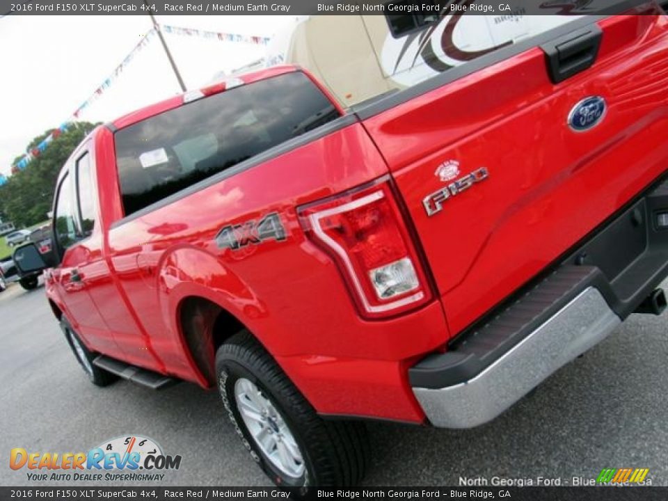 2016 Ford F150 XLT SuperCab 4x4 Race Red / Medium Earth Gray Photo #31