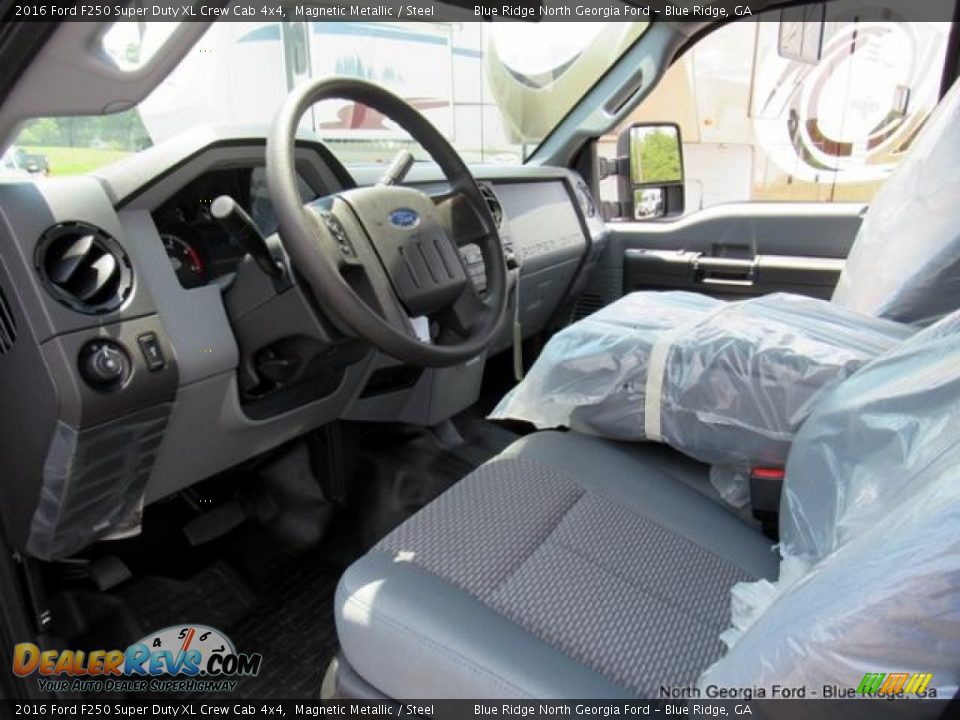 2016 Ford F250 Super Duty XL Crew Cab 4x4 Magnetic Metallic / Steel Photo #22