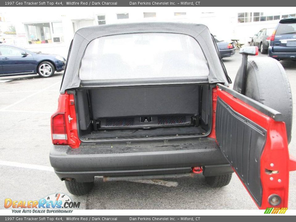 1997 Geo Tracker Soft Top 4x4 Trunk Photo #7