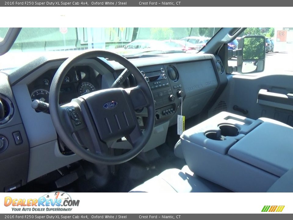 2016 Ford F250 Super Duty XL Super Cab 4x4 Oxford White / Steel Photo #10