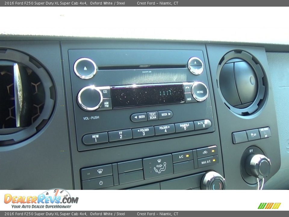 2016 Ford F250 Super Duty XL Super Cab 4x4 Oxford White / Steel Photo #13