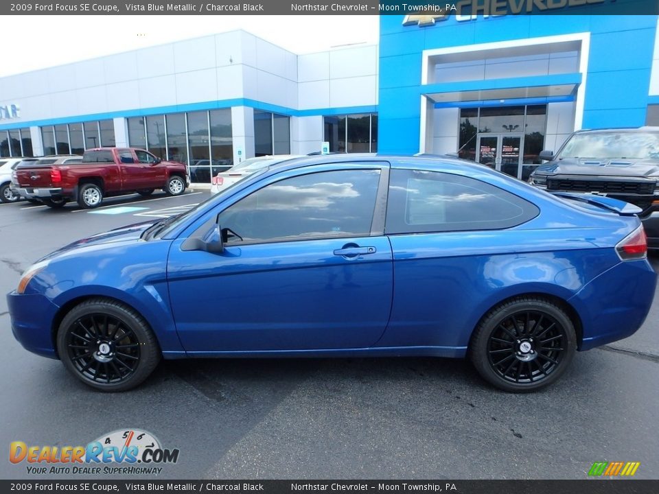 2009 Ford Focus SE Coupe Vista Blue Metallic / Charcoal Black Photo #4