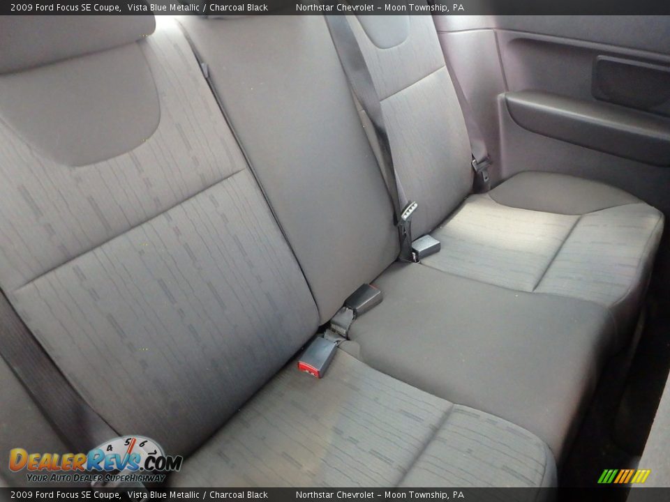 2009 Ford Focus SE Coupe Vista Blue Metallic / Charcoal Black Photo #20