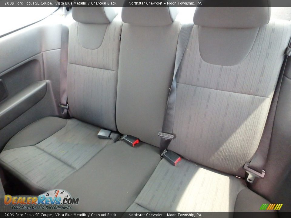 2009 Ford Focus SE Coupe Vista Blue Metallic / Charcoal Black Photo #22