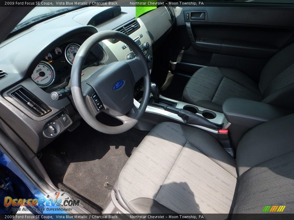 2009 Ford Focus SE Coupe Vista Blue Metallic / Charcoal Black Photo #25