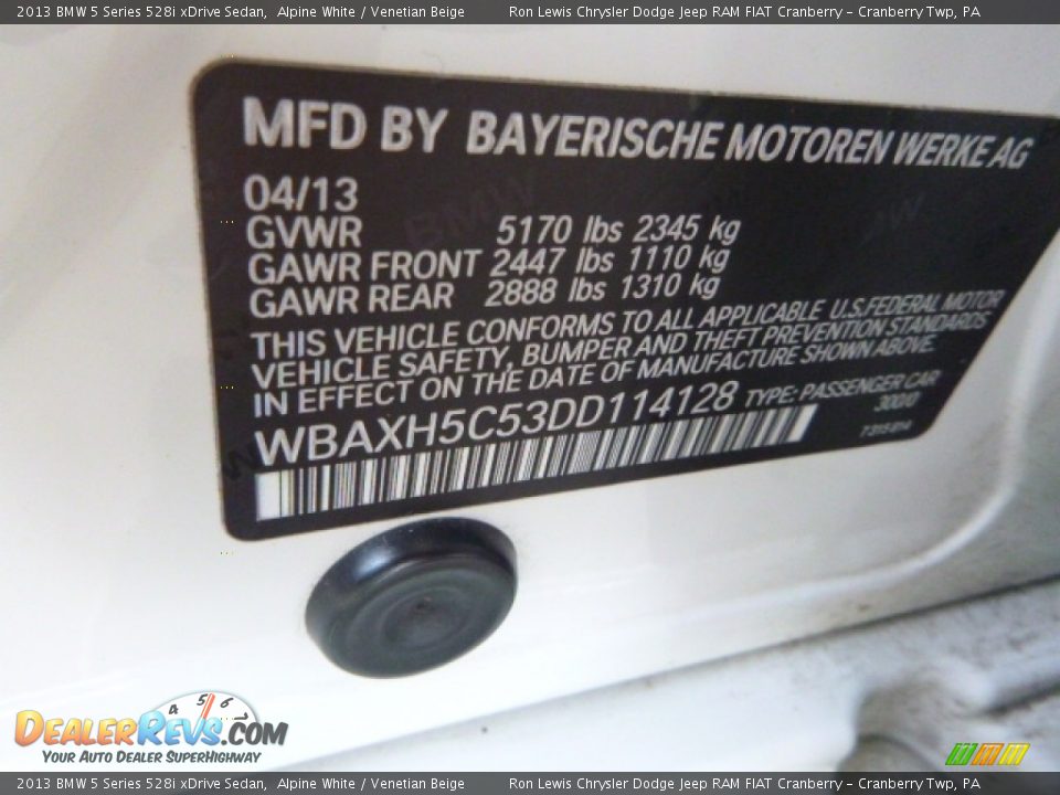 2013 BMW 5 Series 528i xDrive Sedan Alpine White / Venetian Beige Photo #15