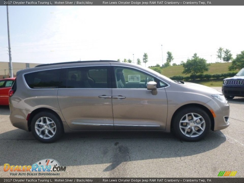2017 Chrysler Pacifica Touring L Molten Silver / Black/Alloy Photo #8