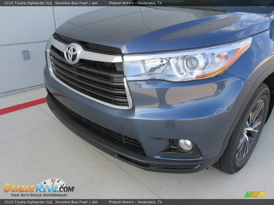 2016 Toyota Highlander XLE Shoreline Blue Pearl / Ash Photo #10