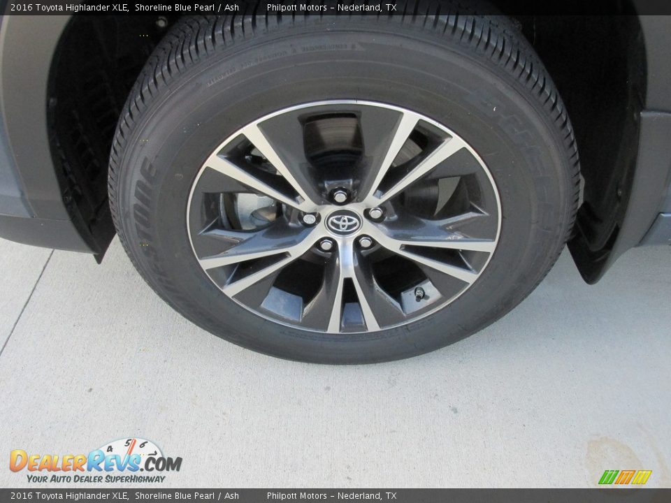 2016 Toyota Highlander XLE Shoreline Blue Pearl / Ash Photo #11