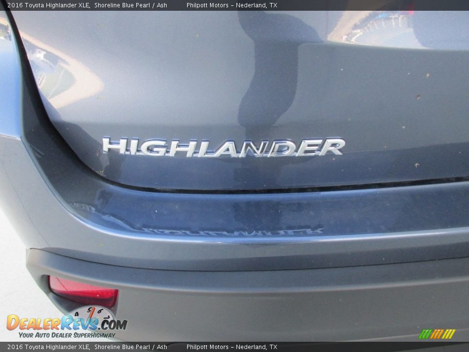 2016 Toyota Highlander XLE Shoreline Blue Pearl / Ash Photo #13