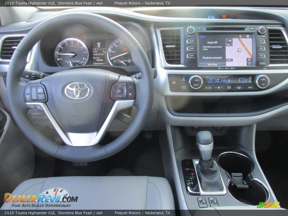 2016 Toyota Highlander XLE Shoreline Blue Pearl / Ash Photo #25