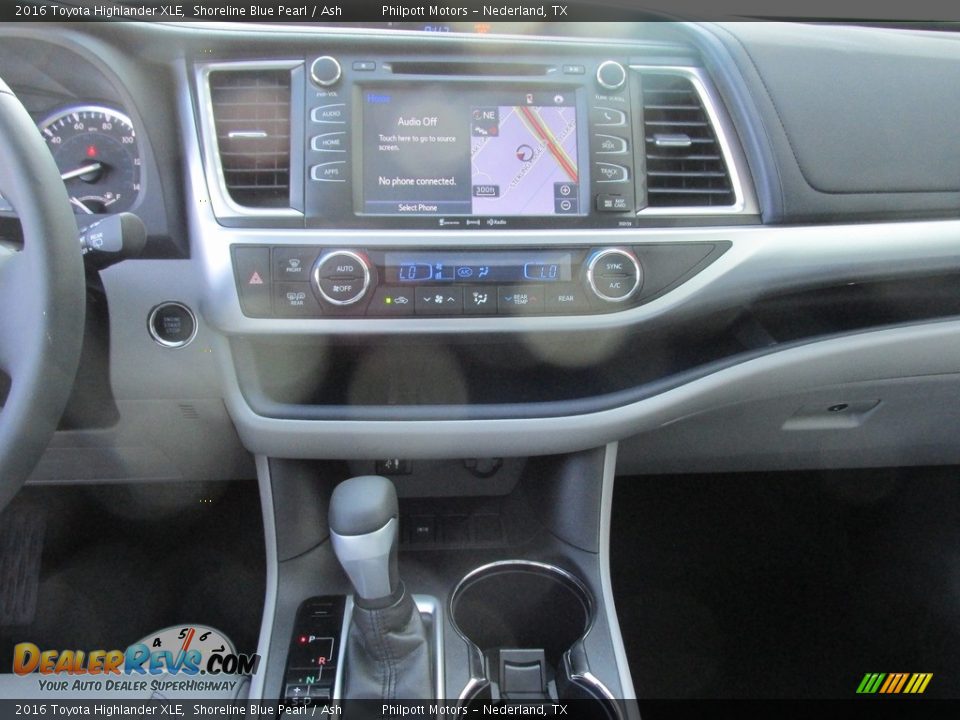 2016 Toyota Highlander XLE Shoreline Blue Pearl / Ash Photo #26