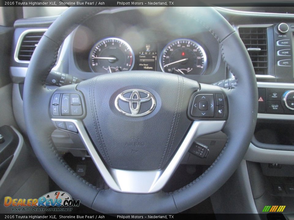 2016 Toyota Highlander XLE Shoreline Blue Pearl / Ash Photo #32