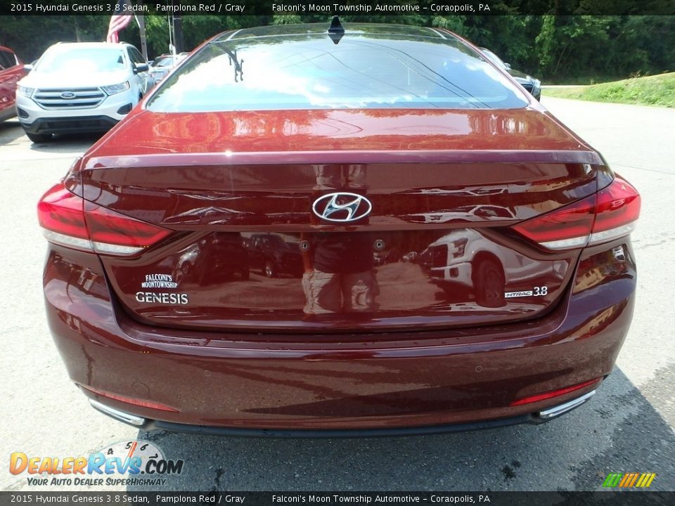 2015 Hyundai Genesis 3.8 Sedan Pamplona Red / Gray Photo #3