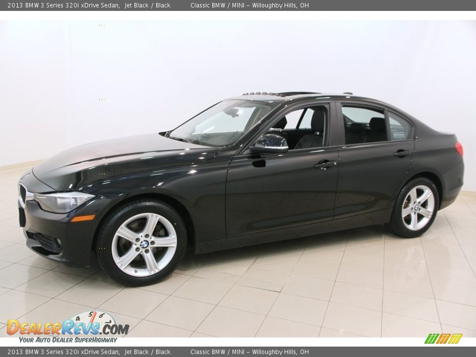 2013 BMW 3 Series 320i xDrive Sedan Jet Black / Black Photo #3