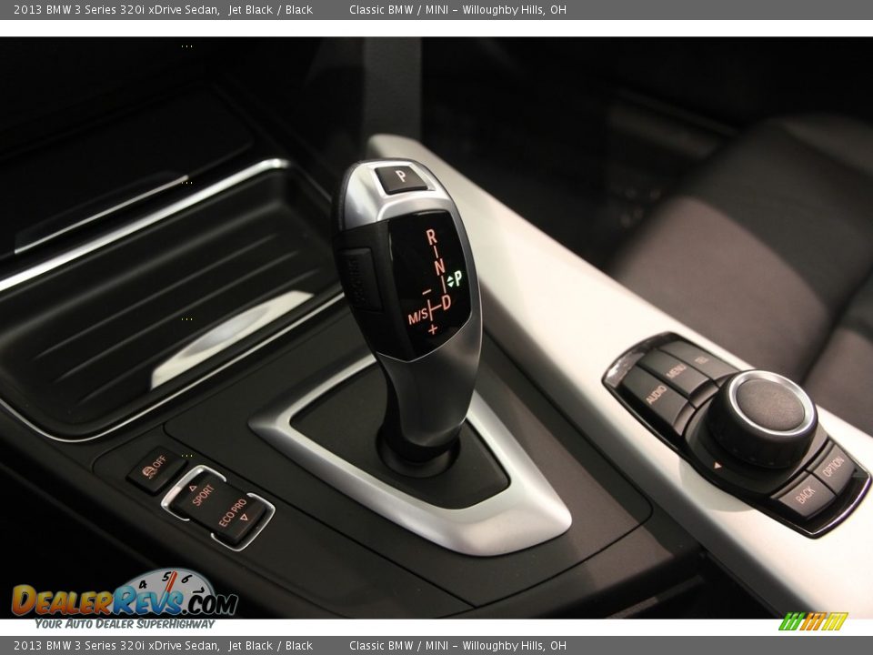 2013 BMW 3 Series 320i xDrive Sedan Jet Black / Black Photo #16