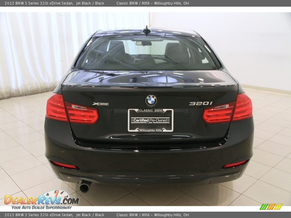 2013 BMW 3 Series 320i xDrive Sedan Jet Black / Black Photo #22