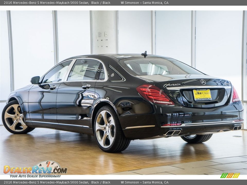 2016 Mercedes-Benz S Mercedes-Maybach S600 Sedan Black / Black Photo #3