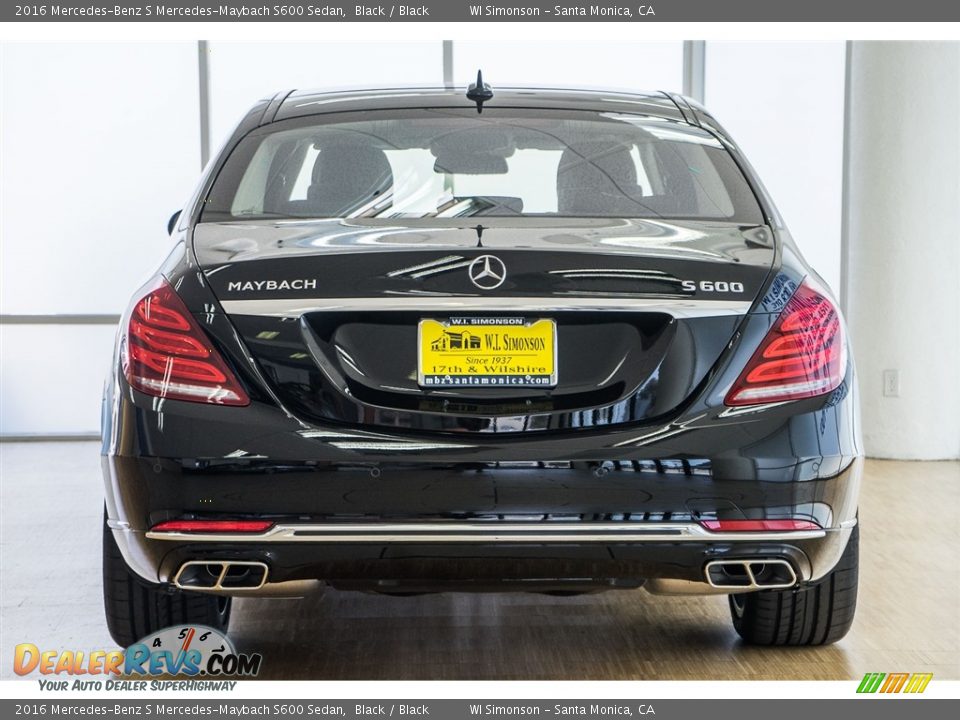 2016 Mercedes-Benz S Mercedes-Maybach S600 Sedan Black / Black Photo #4