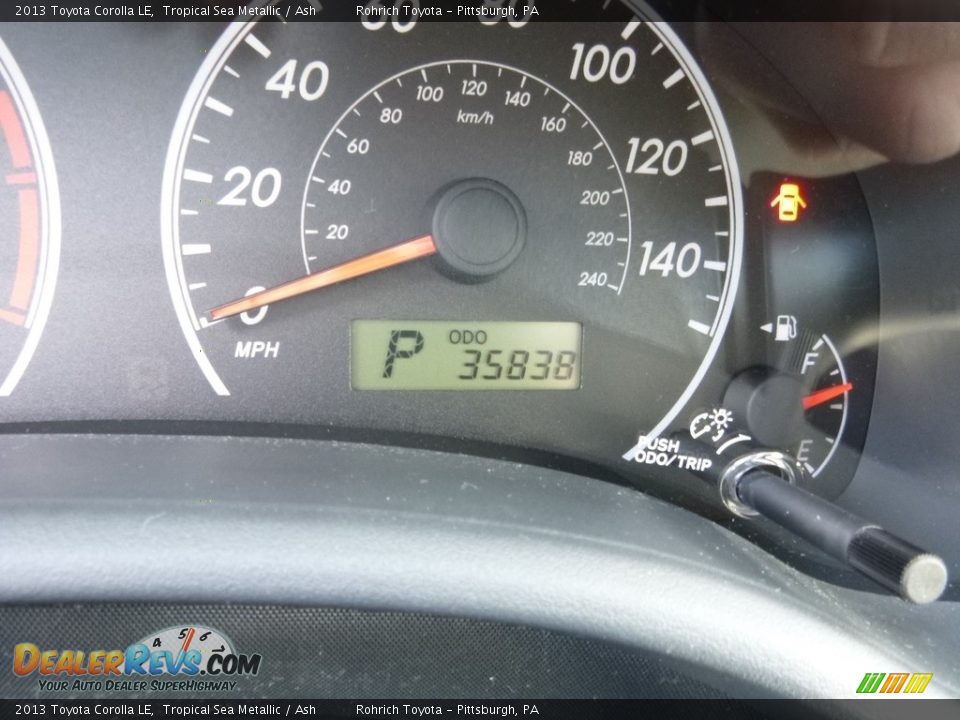 2013 Toyota Corolla LE Tropical Sea Metallic / Ash Photo #9