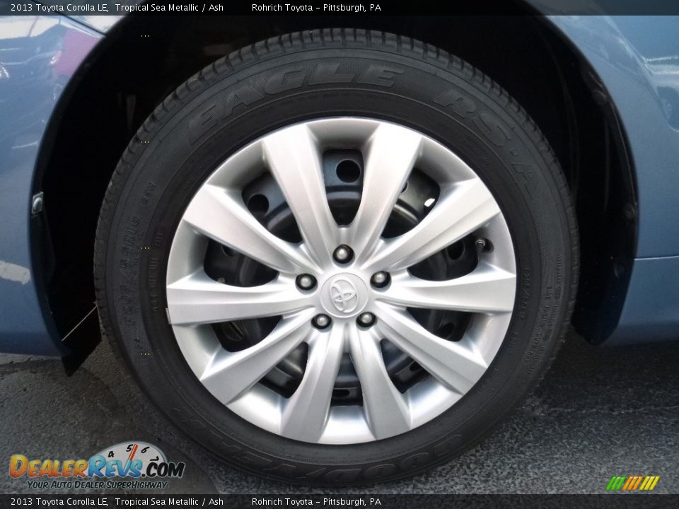 2013 Toyota Corolla LE Tropical Sea Metallic / Ash Photo #14
