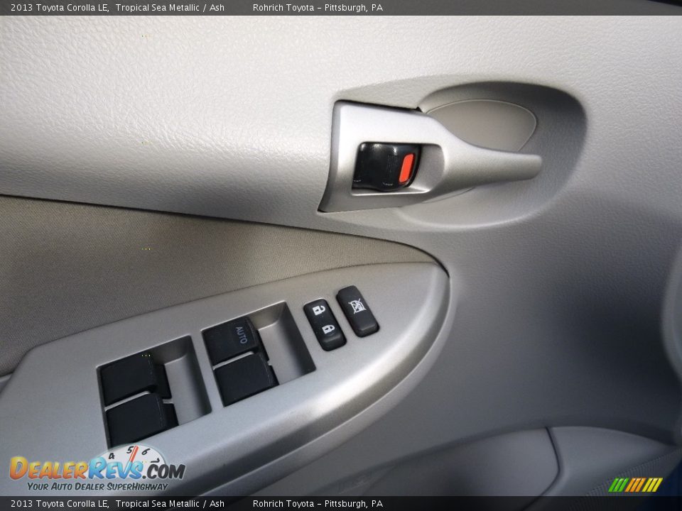 2013 Toyota Corolla LE Tropical Sea Metallic / Ash Photo #16