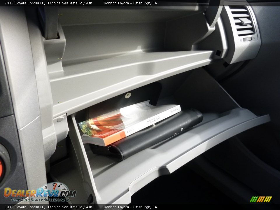 2013 Toyota Corolla LE Tropical Sea Metallic / Ash Photo #22