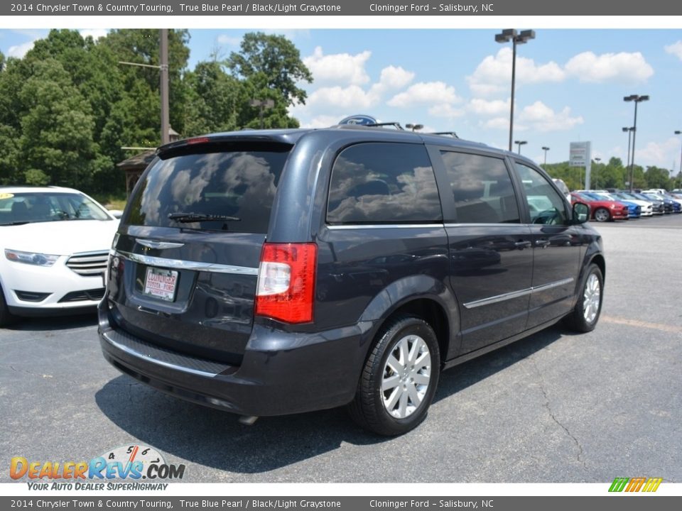 2014 Chrysler Town & Country Touring True Blue Pearl / Black/Light Graystone Photo #3