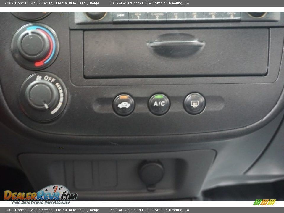 2002 Honda Civic EX Sedan Eternal Blue Pearl / Beige Photo #36