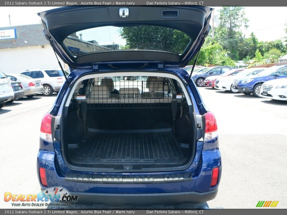 2011 Subaru Outback 2.5i Limited Wagon Azurite Blue Pearl / Warm Ivory Photo #8