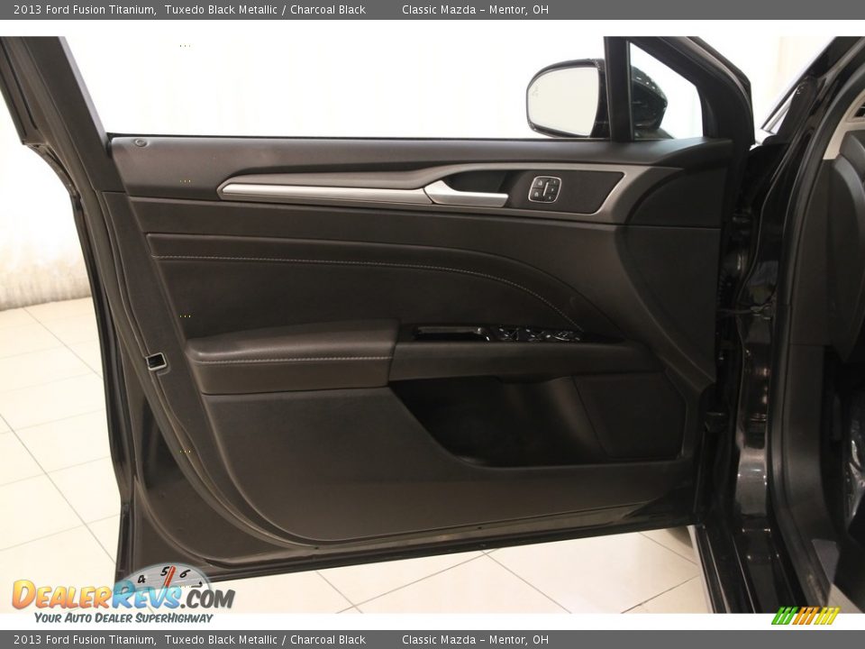 2013 Ford Fusion Titanium Tuxedo Black Metallic / Charcoal Black Photo #4