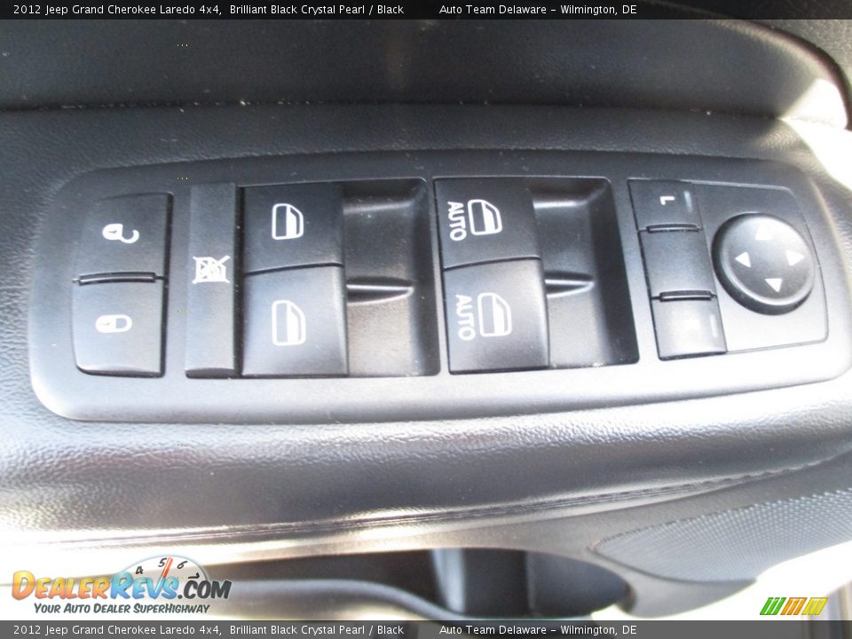 2012 Jeep Grand Cherokee Laredo 4x4 Brilliant Black Crystal Pearl / Black Photo #27