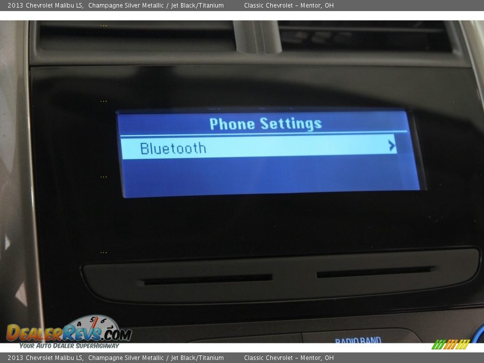 2013 Chevrolet Malibu LS Champagne Silver Metallic / Jet Black/Titanium Photo #10