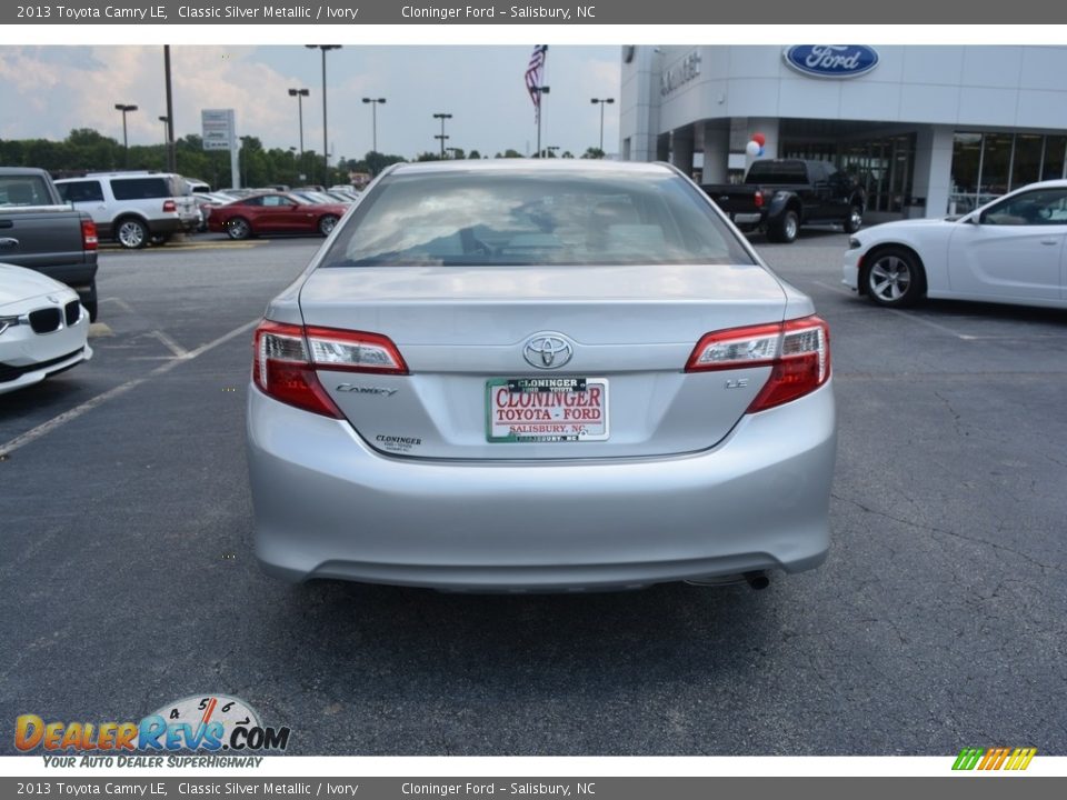 2013 Toyota Camry LE Classic Silver Metallic / Ivory Photo #4