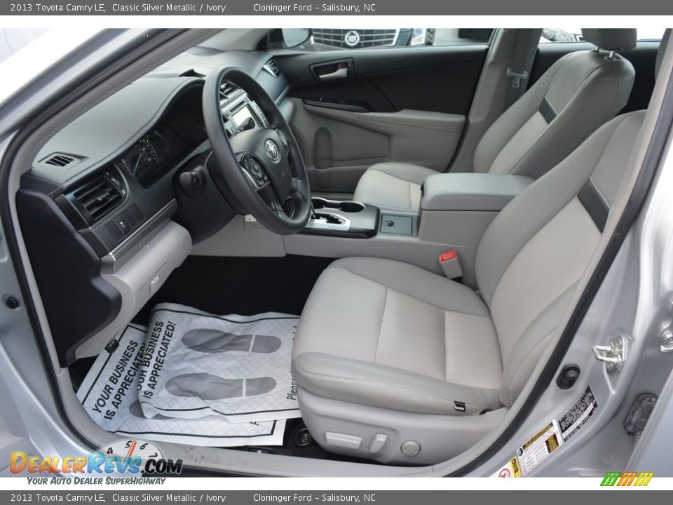 2013 Toyota Camry LE Classic Silver Metallic / Ivory Photo #9