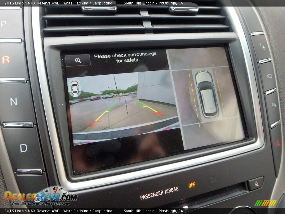 2016 Lincoln MKX Reserve AWD White Platinum / Cappuccino Photo #25