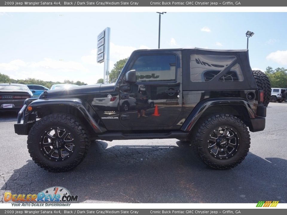 2009 Jeep Wrangler Sahara 4x4 Black / Dark Slate Gray/Medium Slate Gray Photo #4