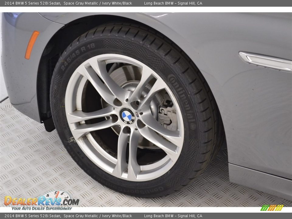 2014 BMW 5 Series 528i Sedan Space Gray Metallic / Ivory White/Black Photo #9